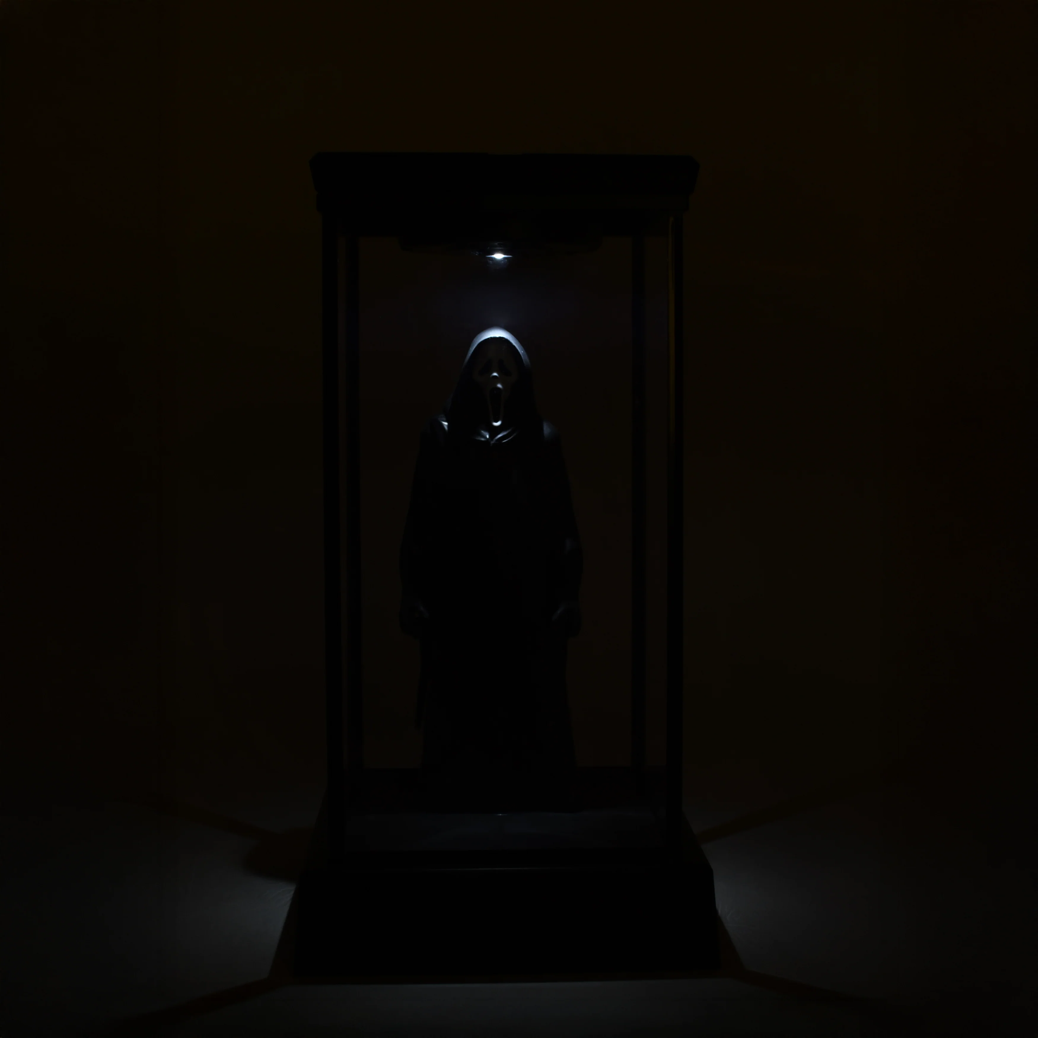 Scream 7 Ghostface Display Case LED Popcorn Bucket - Image 4