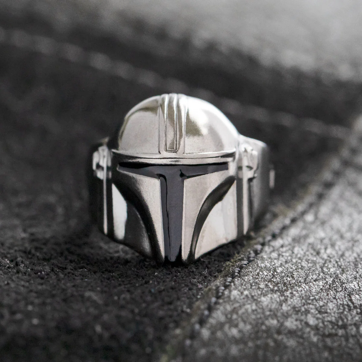 Star Wars x RockLove The Mandalorian Helmet Sterling Silver Ring - Image 7